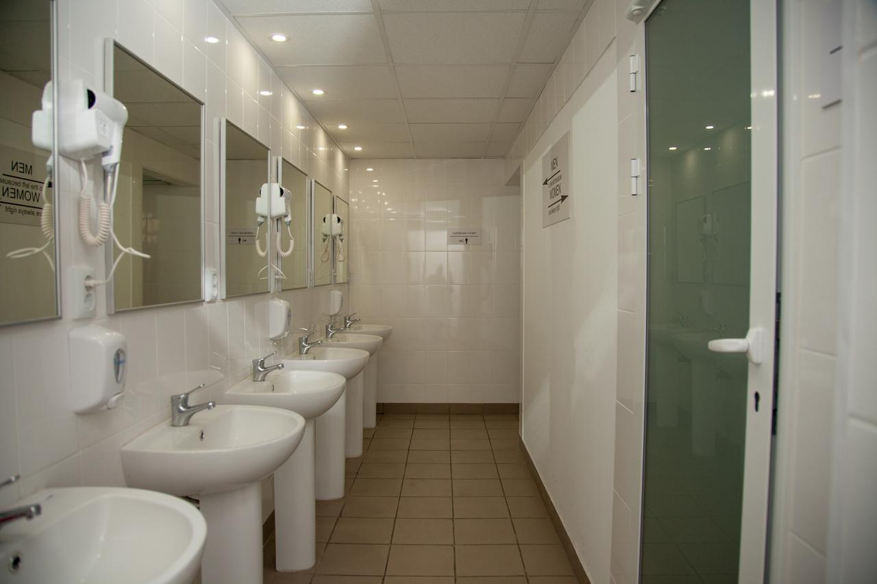 The Hostel Жд Вокзал Центр Kiev Exterior foto
